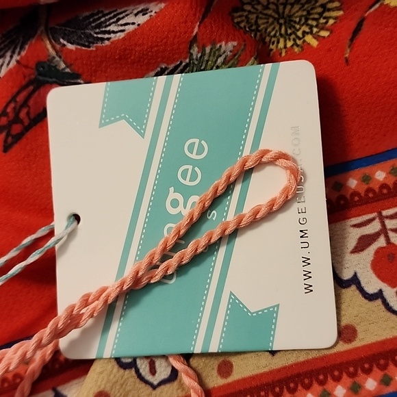 Dress - Picture 7 of 7